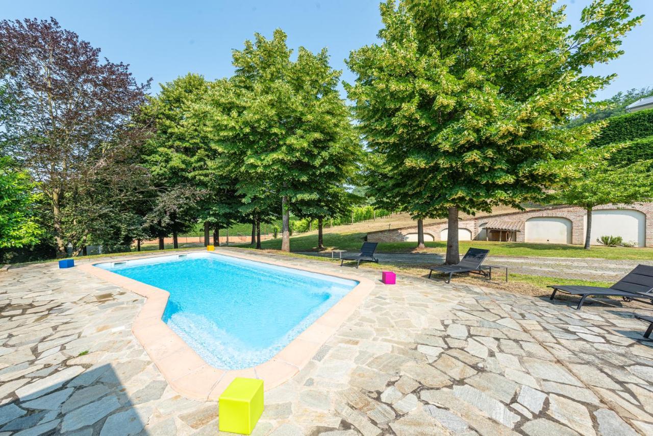 Villa Cornelia , Entire Villa With Private Pool Corneliano d'Alba Luaran gambar